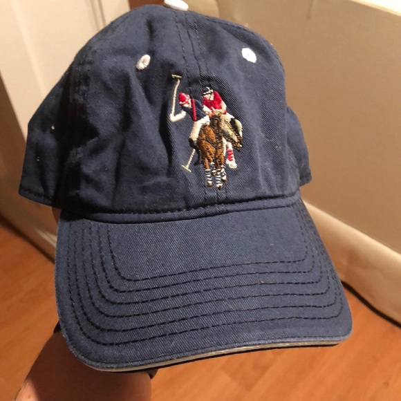 Baseball hat - Picture 1 of 3